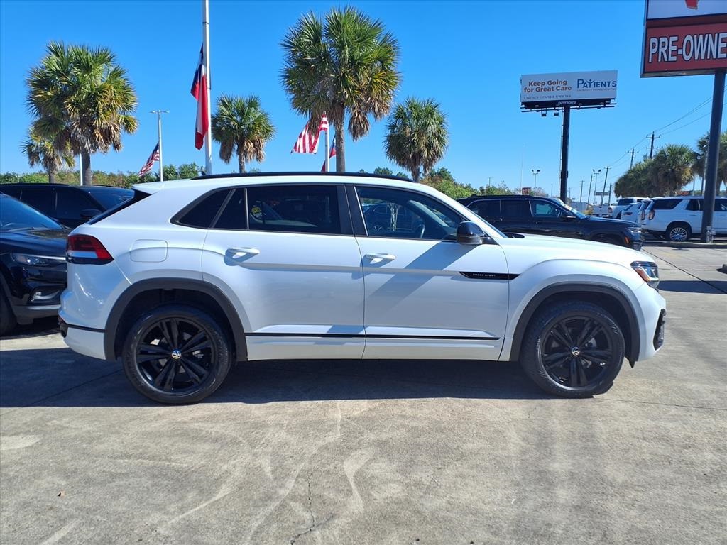 2023 Volkswagen Atlas Cross Sport 3.6L V6 SEL R-Line White at Bayshore Chrysler Jeep Dodge Ram