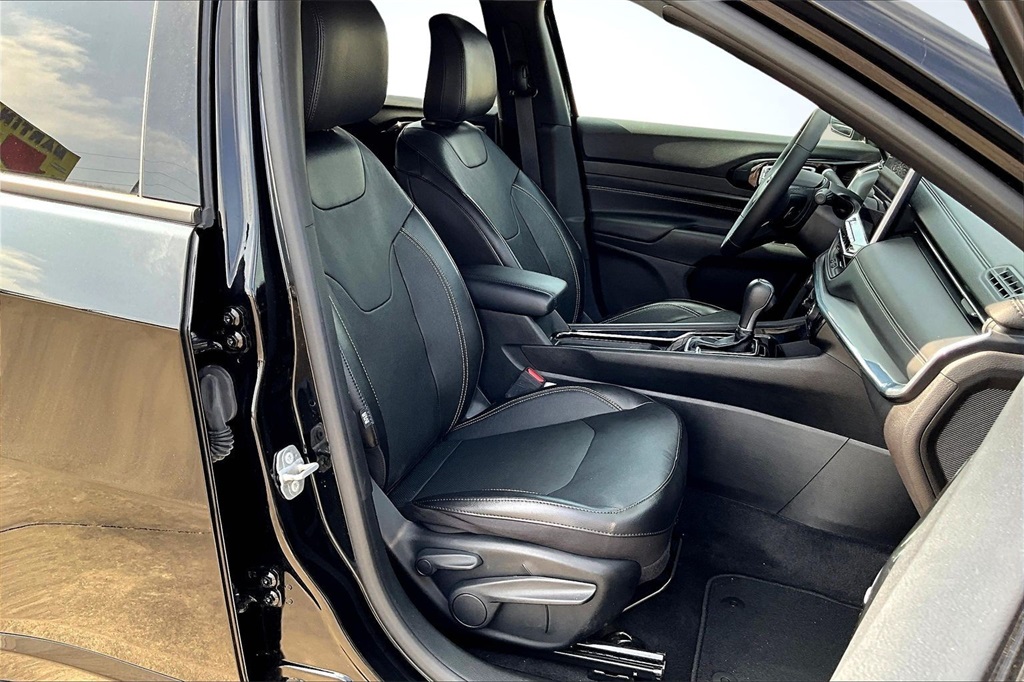 2023 Jeep Compass High Altitude Black at DeMontrond Ford