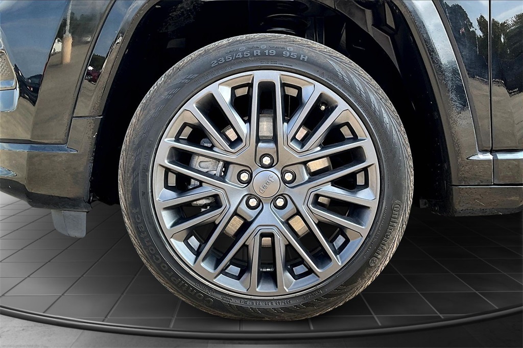 2023 Jeep Compass High Altitude Black at DeMontrond Ford