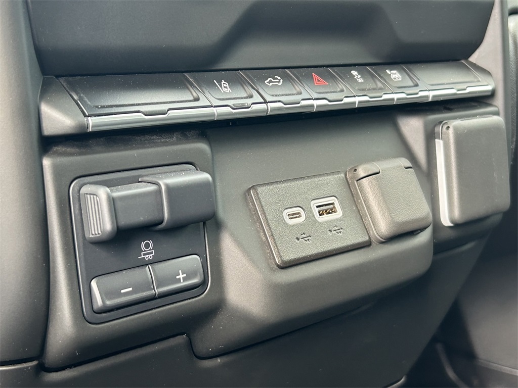 Used Car 2024 Chevrolet Silverado 2500hd  Custom For Sale Under $60,000 In San Marcos, Texas