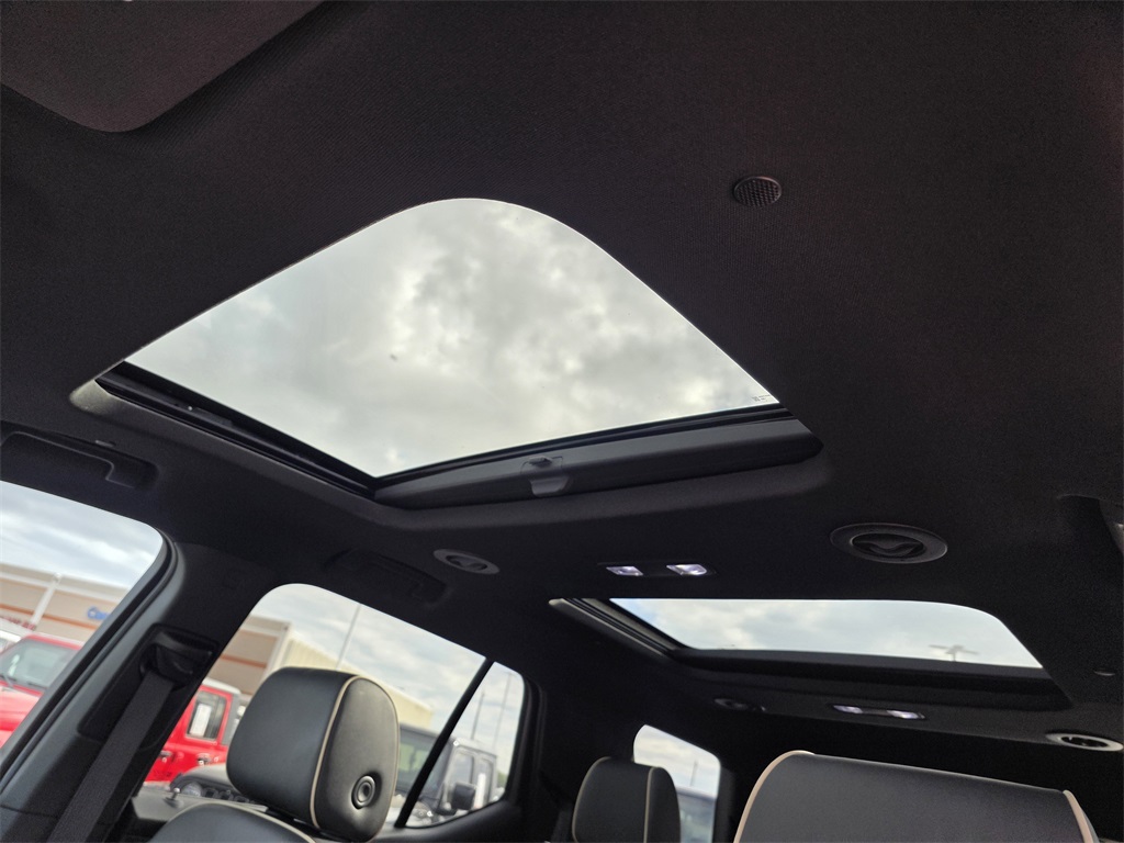 2023 Chevrolet Traverse Premier Black at Wharton Ford