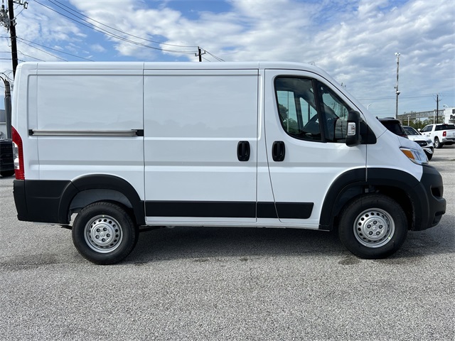 2026 Ram ProMaster 1500 Low Roof White at Mac Haik CDJR North Houston