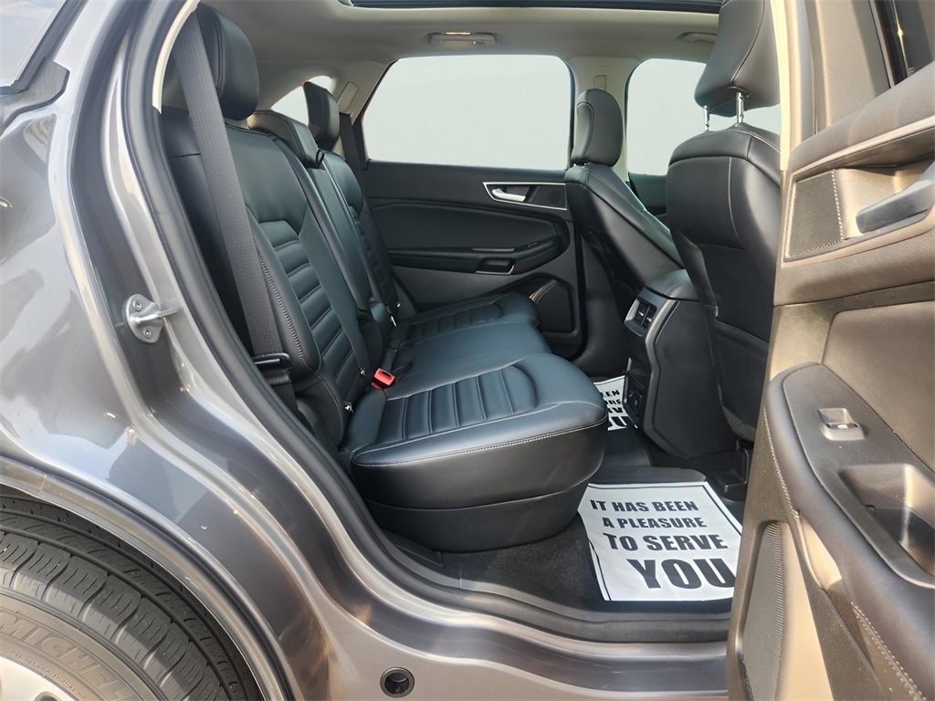 2022 Ford Edge