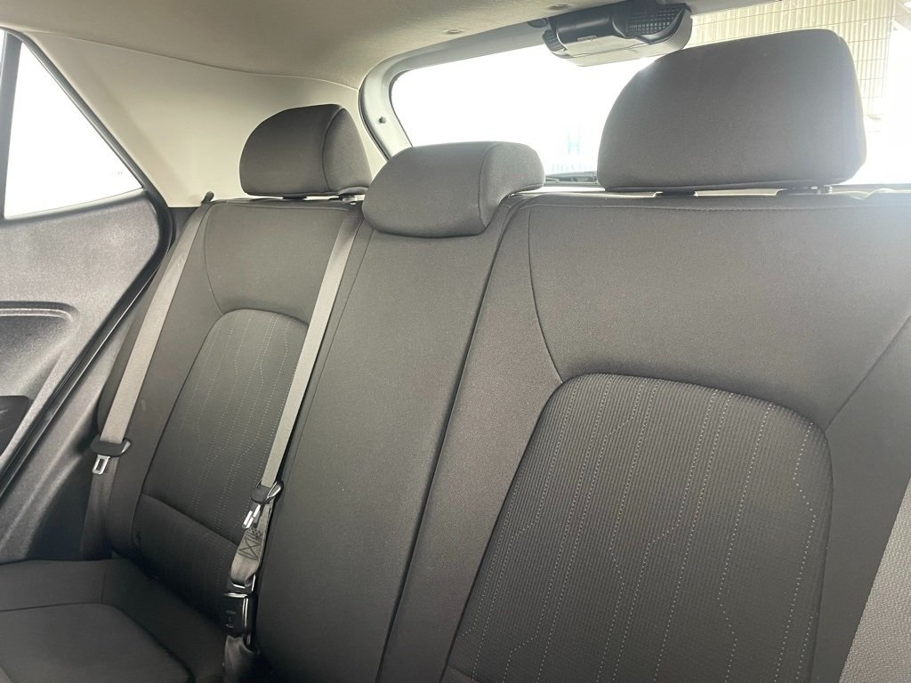 Thumbnail: 2023 Hyundai Venue - 16