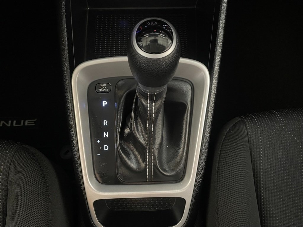 Thumbnail: 2023 Hyundai Venue - 28