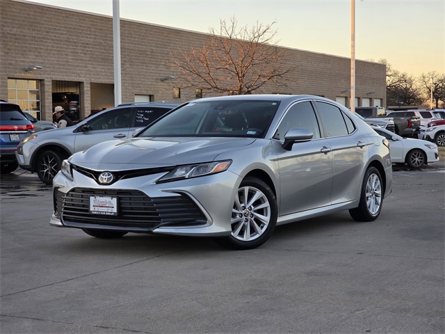 2023 Toyota Camry LE FWD