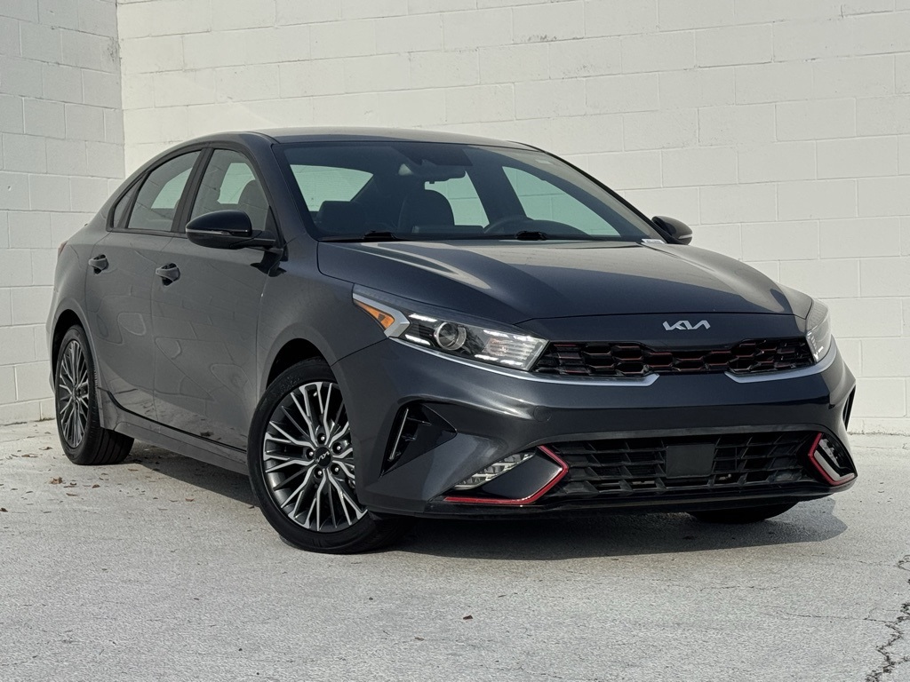 2023 Kia Forte GT-Line photo 2
