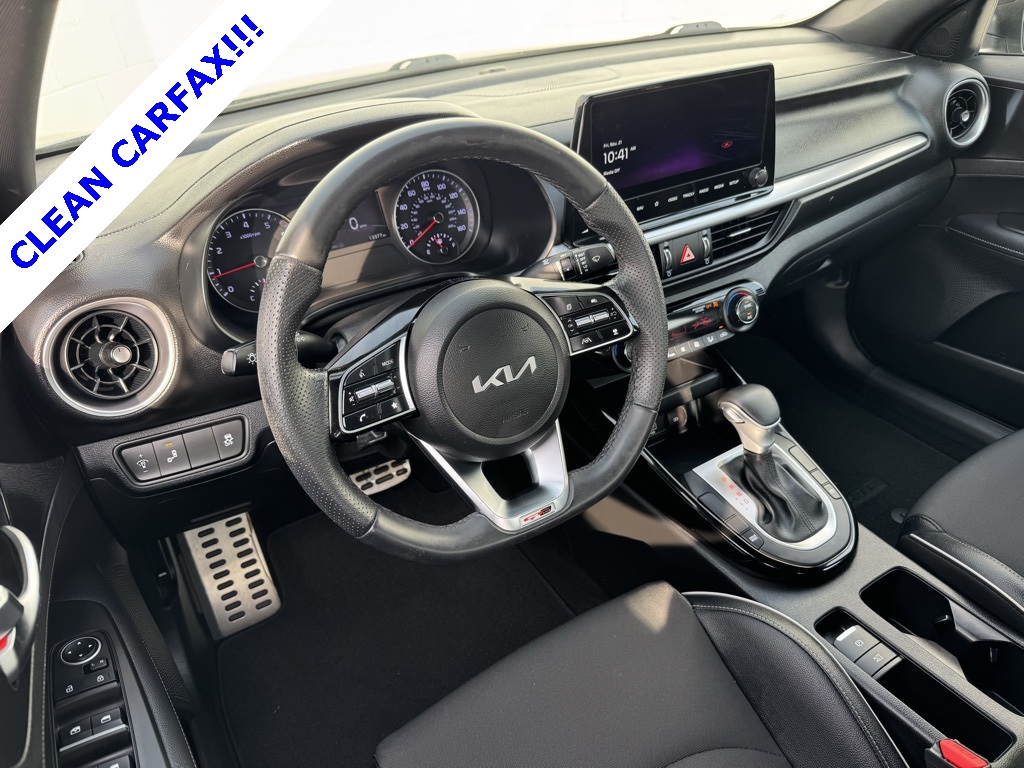 2023 Kia Forte GT-Line photo 3