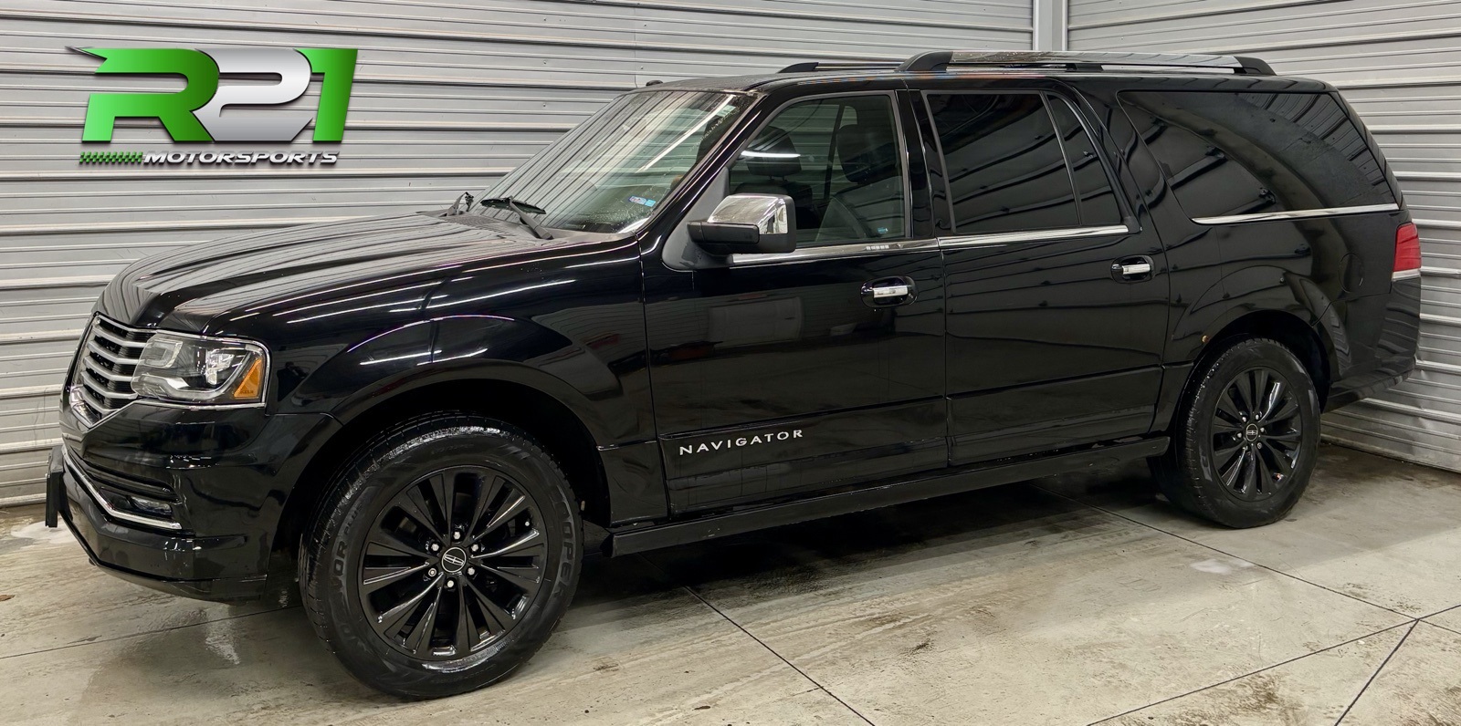 2017 Lincoln Navigator Select