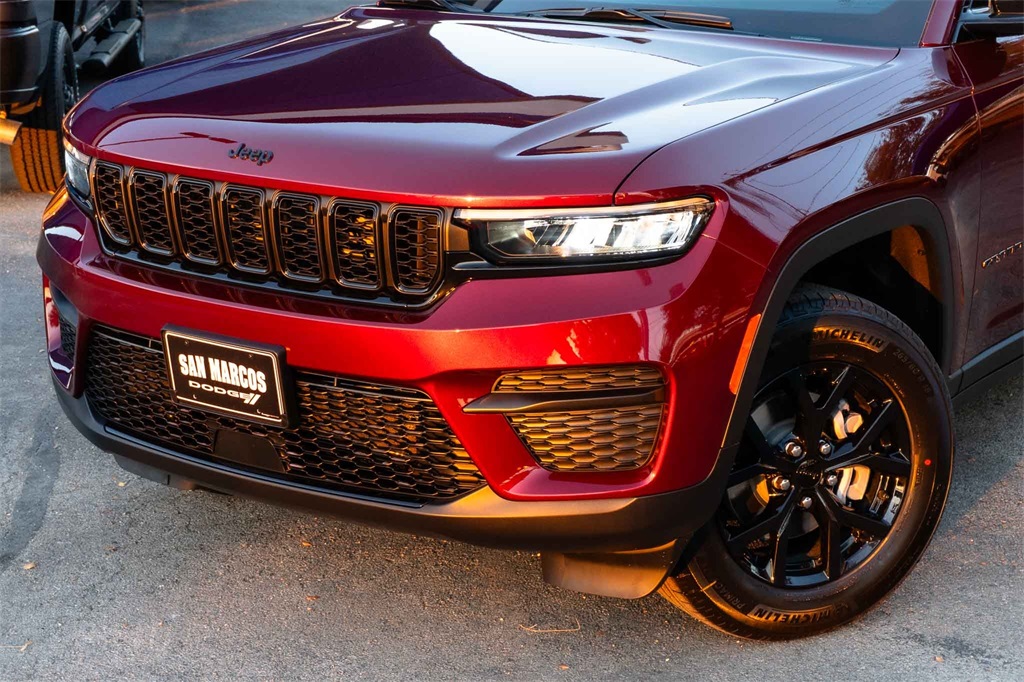 New Car 2025 Jeep Grand Cherokee  Altitude For Sale Under $40,000 In San Marcos, Texas