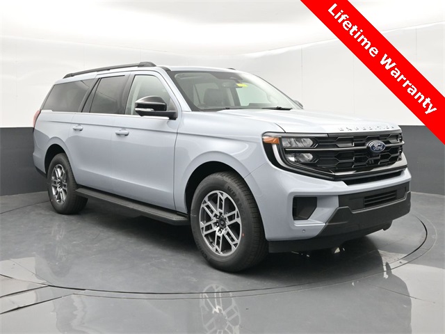 2025 Ford Expedition Active's photo