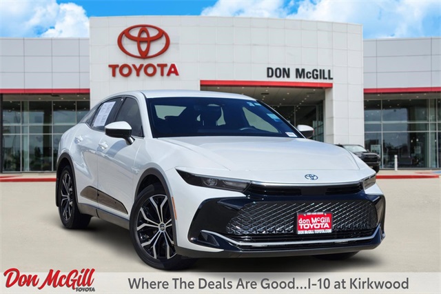 2023 Toyota Crown XLE White at Gullo Toyota