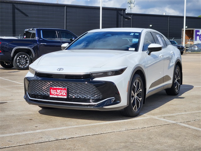 2023 Toyota Crown XLE White at Gullo Toyota