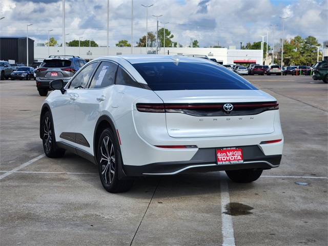2023 Toyota Crown XLE White at Gullo Toyota