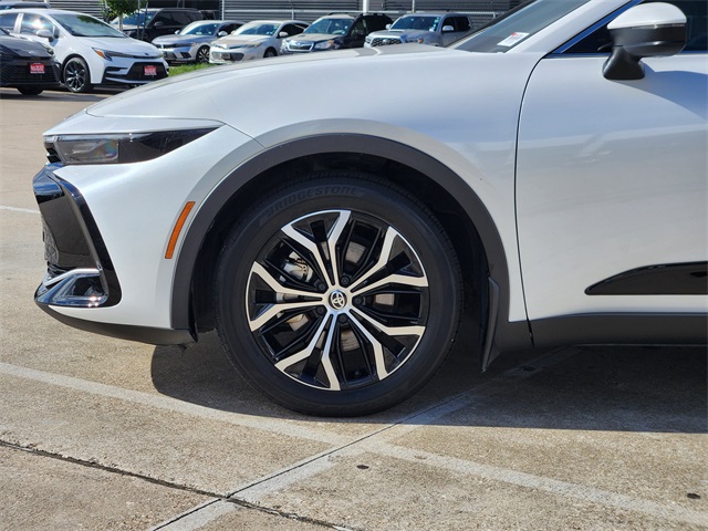 2023 Toyota Crown XLE White at Gullo Toyota
