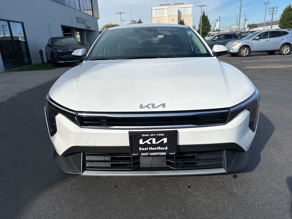 2025 Kia K4 EX photo 2