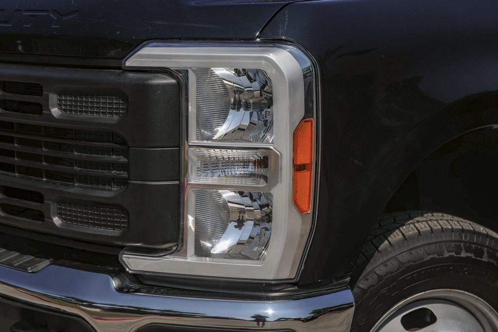 2023 Ford F-350sd  Xl In Austin, Texas