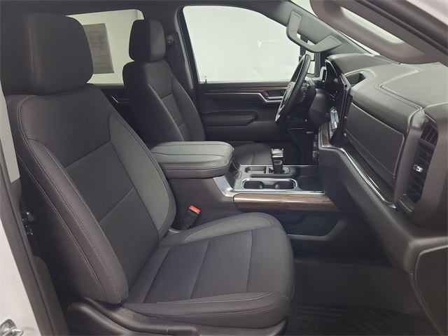 2023 – Chevrolet – Silverado 1500