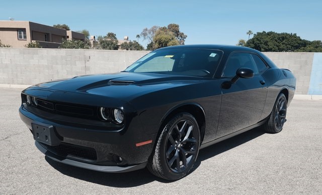 2023 Dodge Challenger SXT RWD