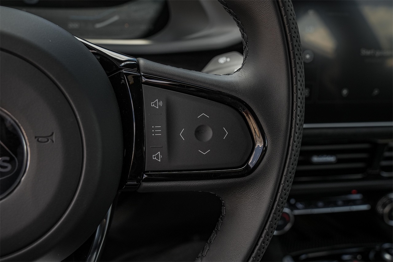 New Car 2025 Lotus Emira  For Sale Under $120,000 In Austin, Texas