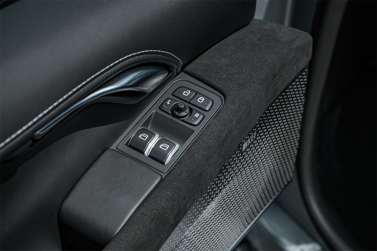 New Car 2025 Lotus Emira  For Sale Under $120,000 In Austin, Texas