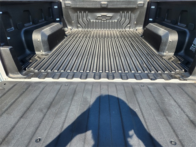 2022 Chevrolet Silverado 1500 LT White at Classic Elite Chevrolet Sugar Land