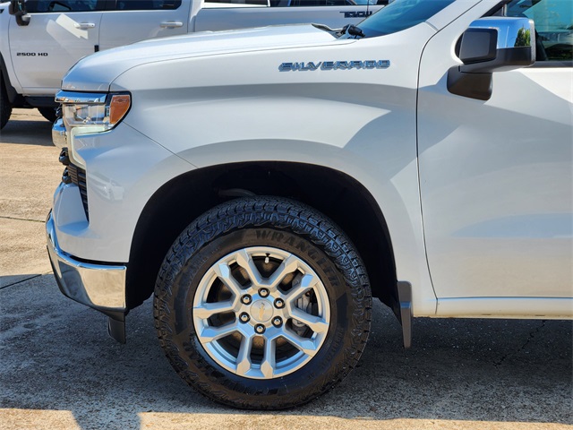 2022 Chevrolet Silverado 1500 LT White at Classic Elite Chevrolet Sugar Land