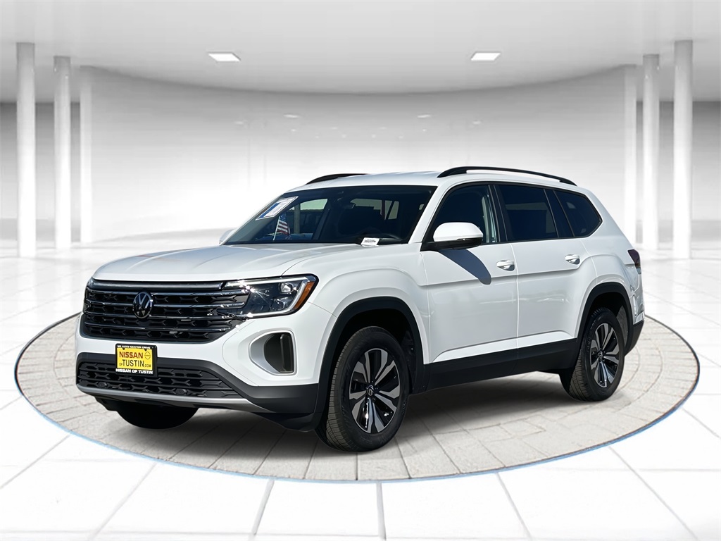 2025 Volkswagen Atlas SE's photo