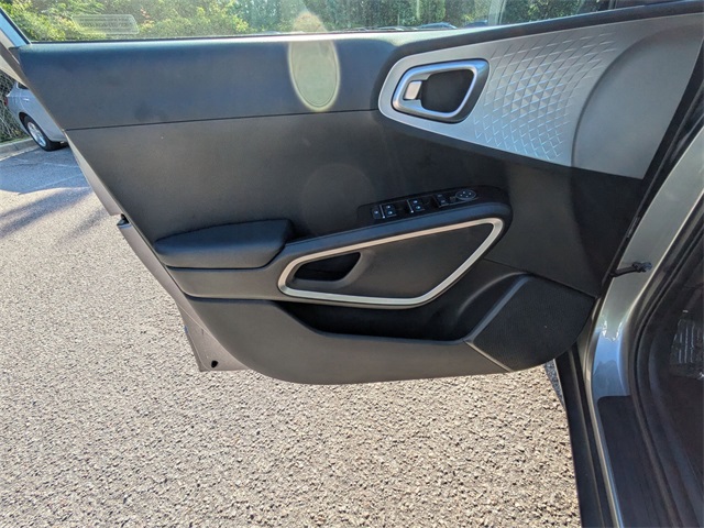 2024 Kia Soul LX - 10