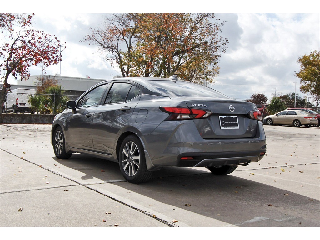 2021 Nissan Versa 1.6 SV Gray at Bravo Nissan