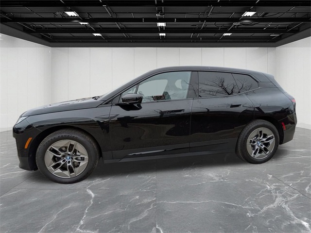 Used 2023 BMW iX Base with VIN WB523CF03PCM02804 for sale in Troy, MI