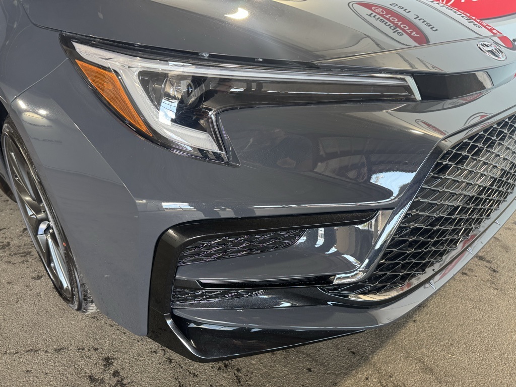 Thumbnail: 2025 Toyota Corolla - 11