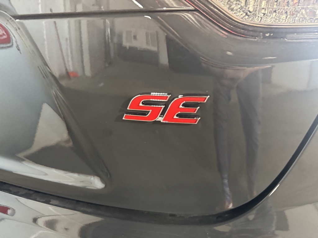 Thumbnail: 2025 Toyota Corolla - 17