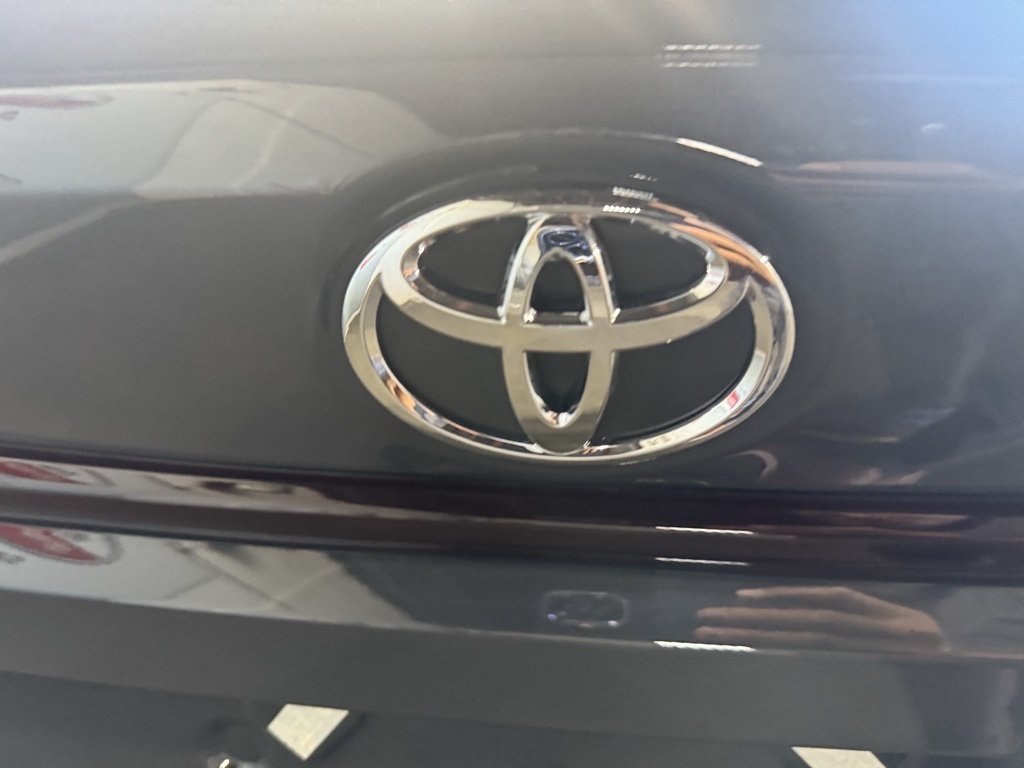 Thumbnail: 2025 Toyota Corolla - 20