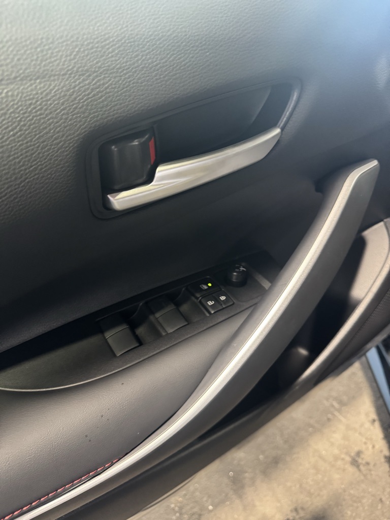 Thumbnail: 2025 Toyota Corolla - 30