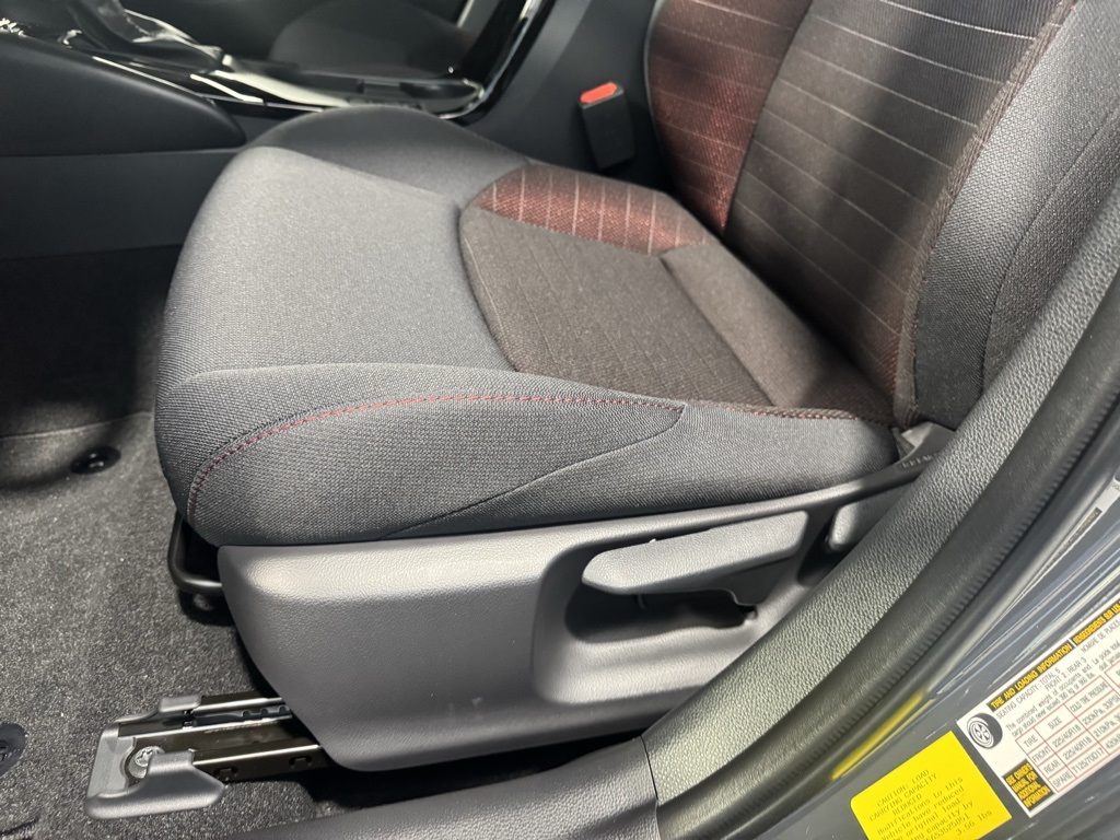 Thumbnail: 2025 Toyota Corolla - 31