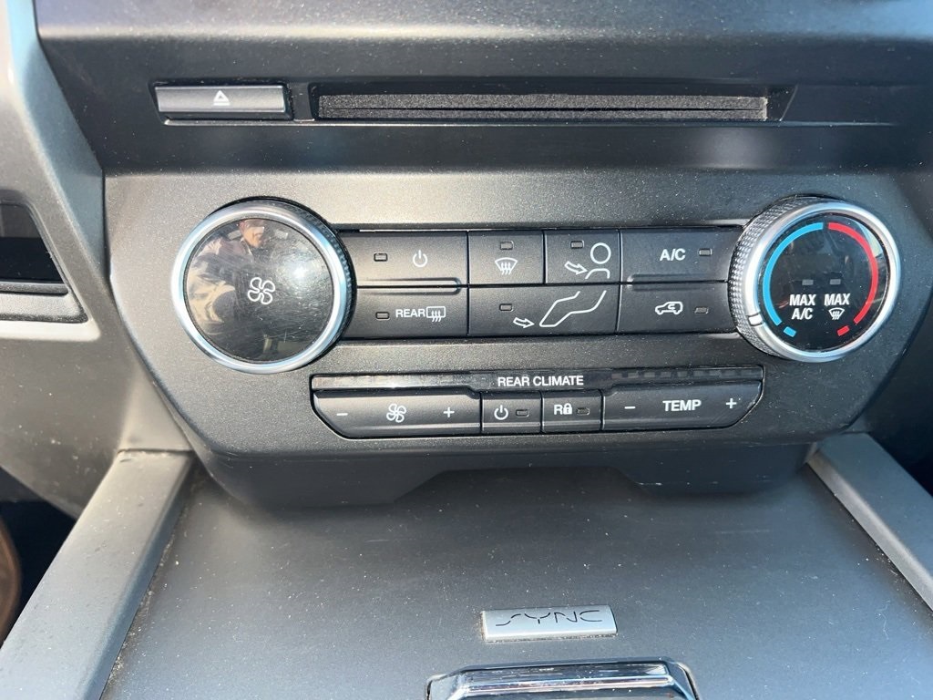 Used Car 2018 Ford Expedition  Xlt For Sale Under $20,000 In Floresville, Texas