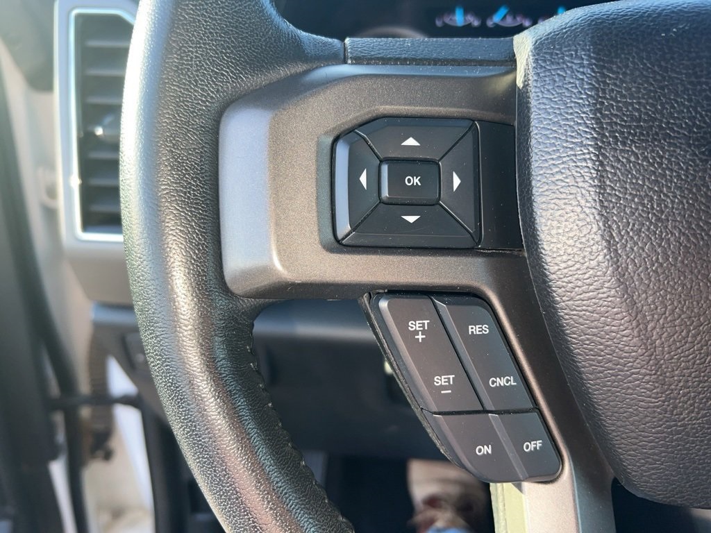 Used Car 2018 Ford Expedition  Xlt For Sale Under $20,000 In Floresville, Texas