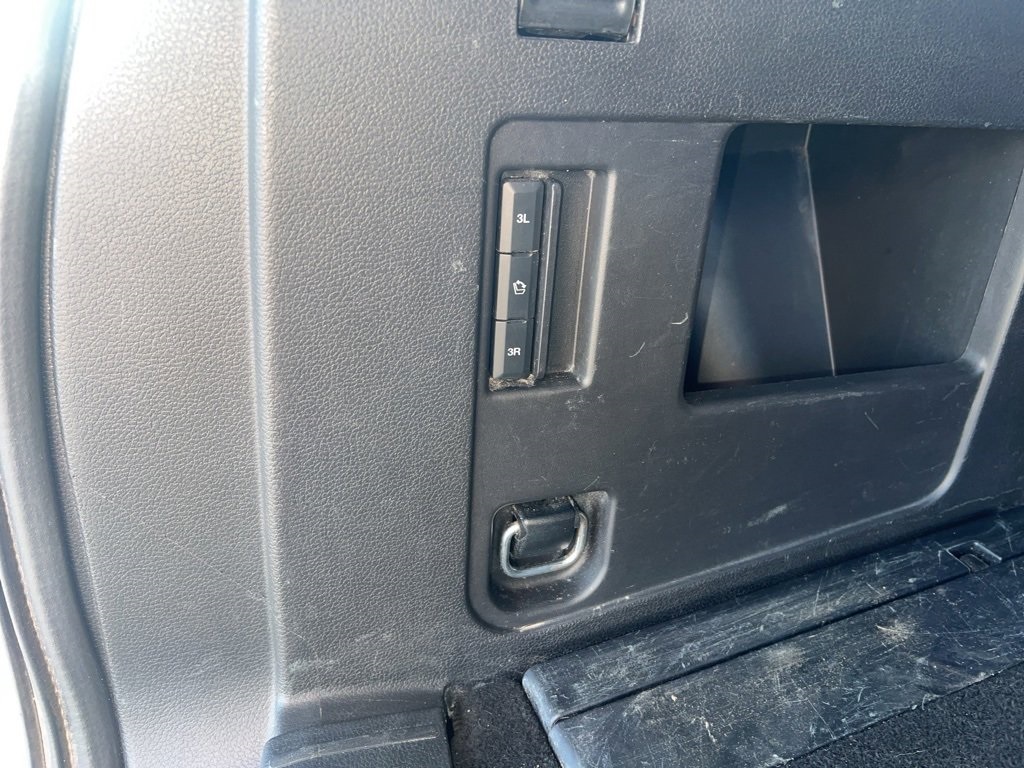 Used Car 2018 Ford Expedition  Xlt For Sale Under $20,000 In Floresville, Texas