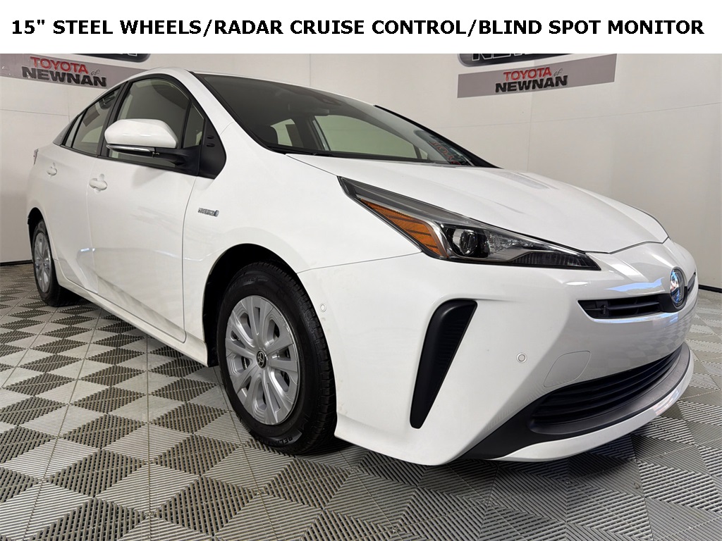 2022 Toyota Prius LE FWD