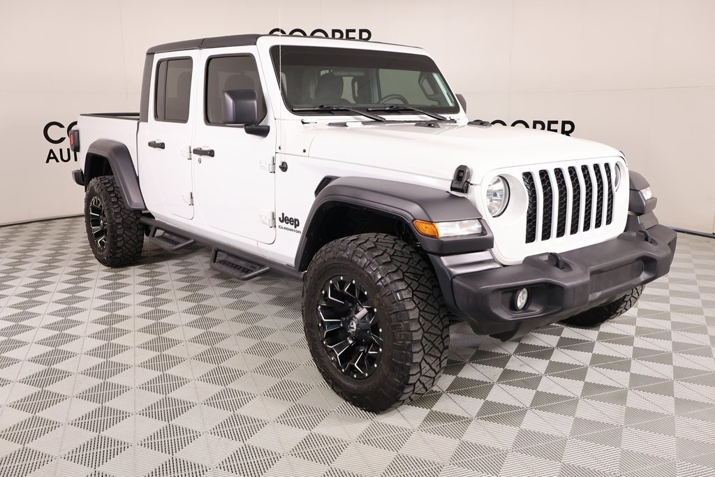 2020 Jeep Gladiator Sport Crew Cab 4WD