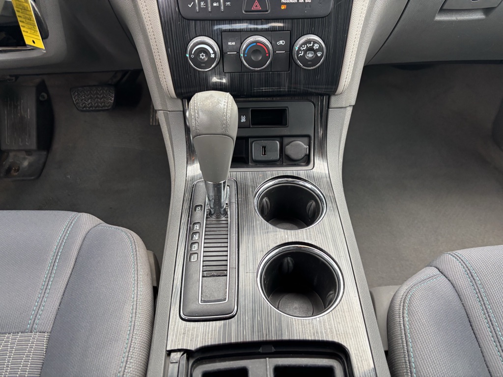 Used Car 2015 Chevrolet Traverse  Lt For Sale Under $10,000 In Austin, Texas