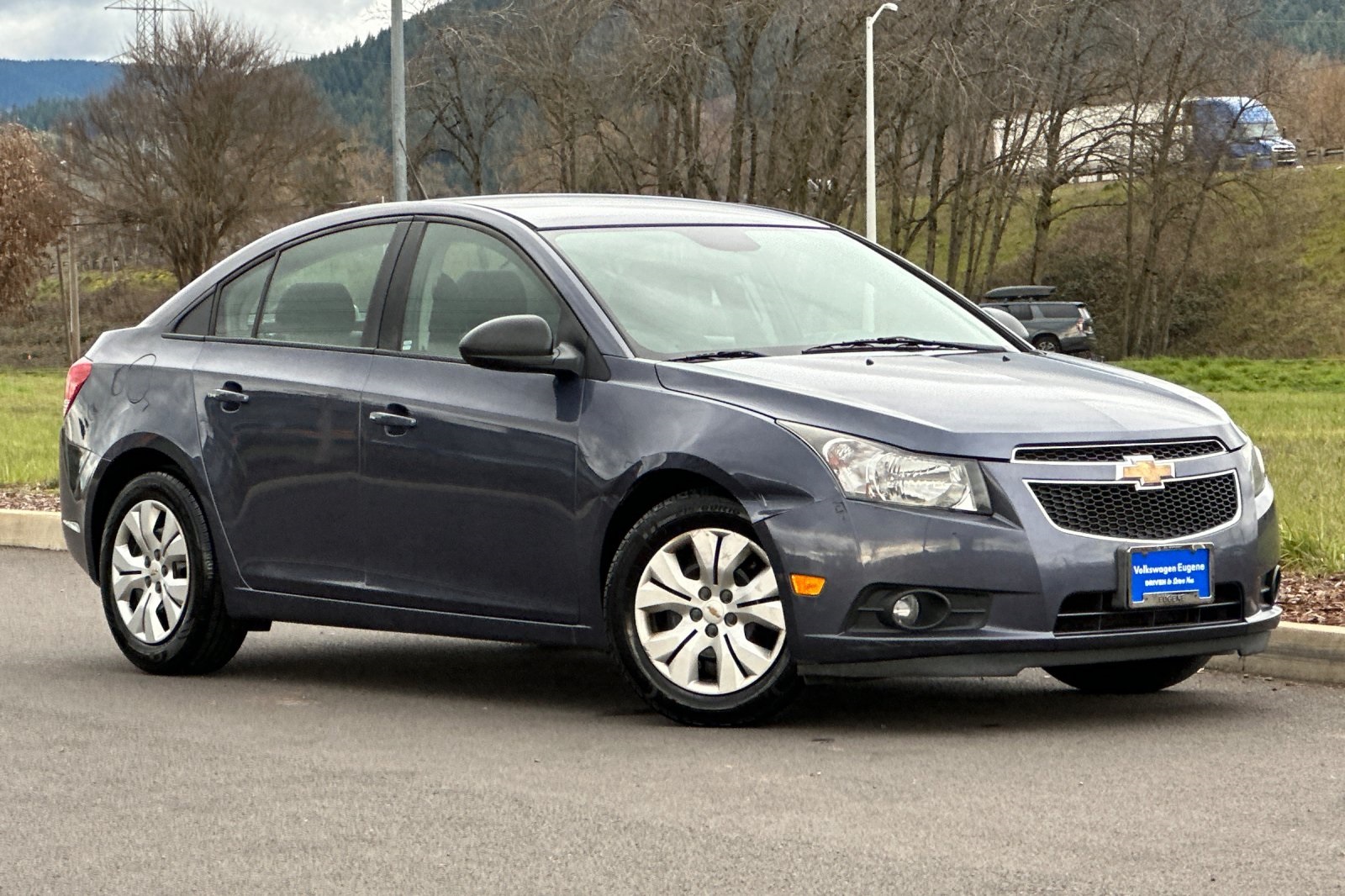 2014 Chevrolet Cruze LS Sedan FWD
