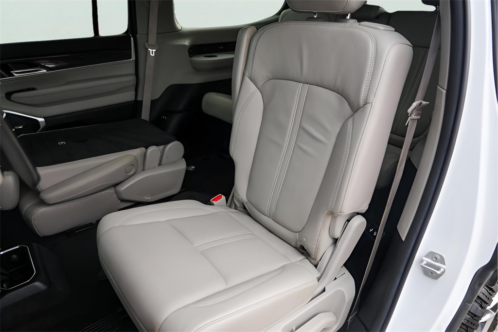 Used Car 2022 Jeep Wagoneer  Series Iii For Sale Under $50,000 In Austin, Texas