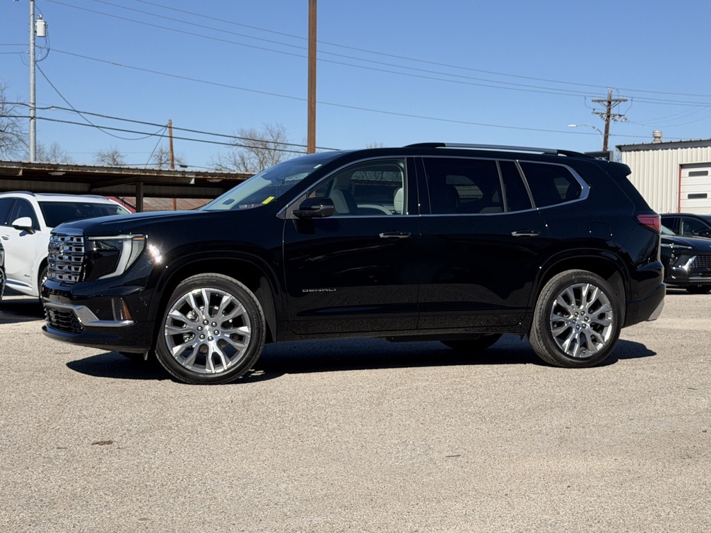 2025 GMC Acadia Denali AWD
