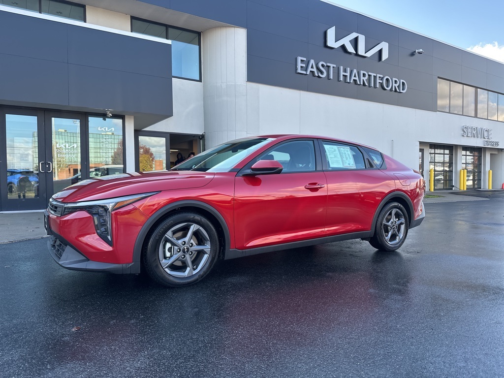 2025 Kia K4 LXS's photo