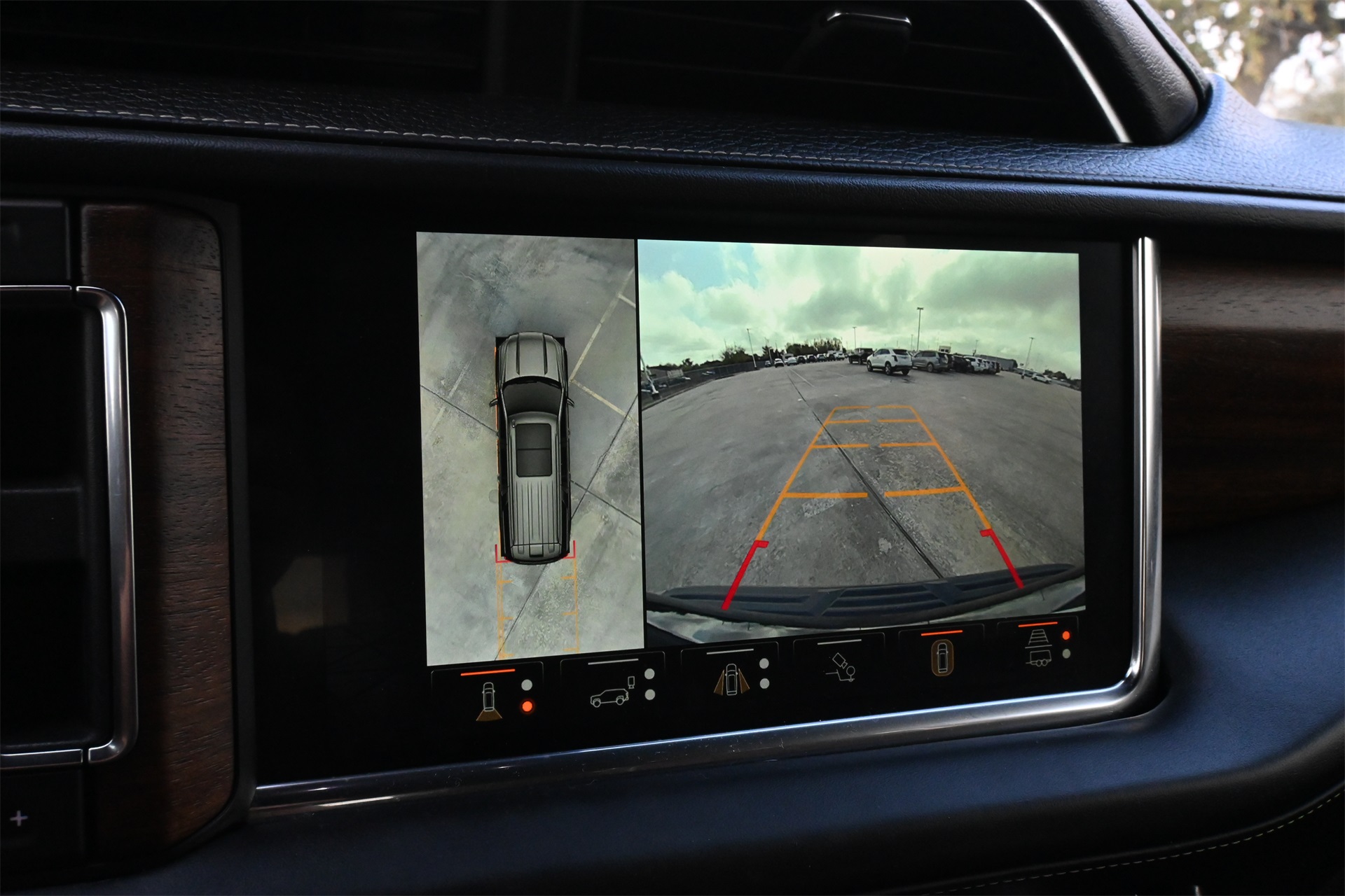 2024 GMC Yukon Denali Ultimate Black at Traditions Chevrolet