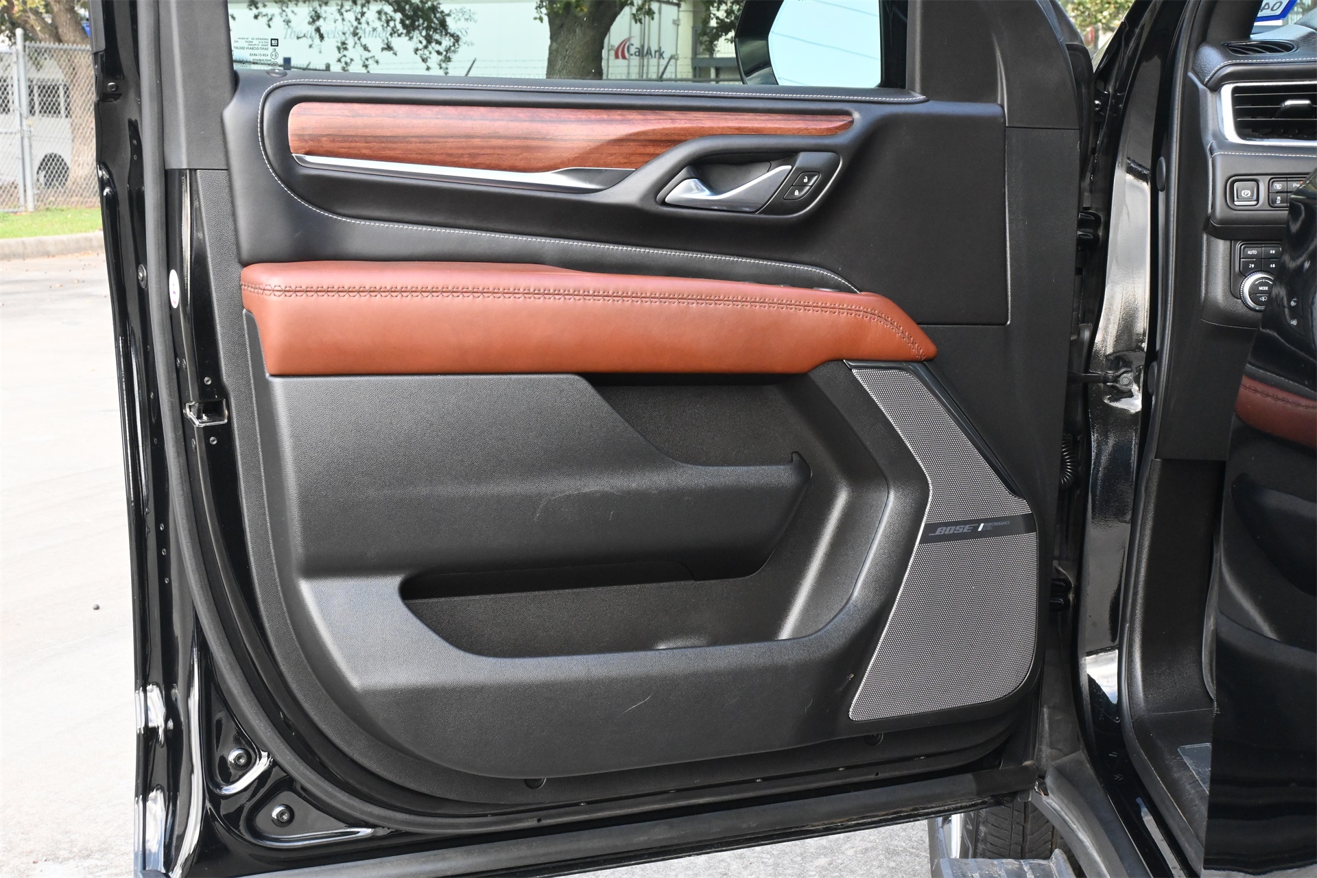 2024 GMC Yukon Denali Ultimate Black at Traditions Chevrolet