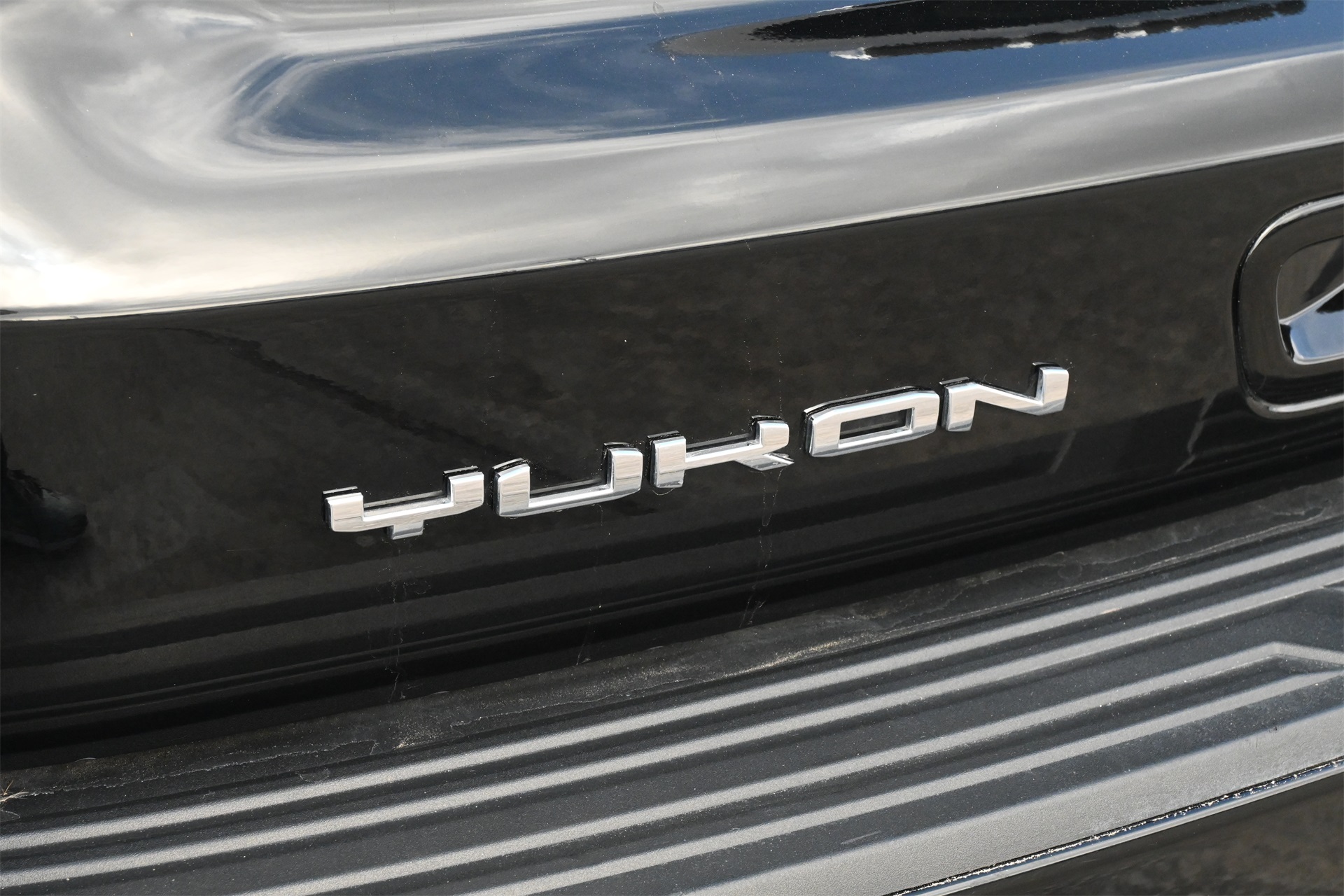 2024 GMC Yukon Denali Ultimate Black at Traditions Chevrolet