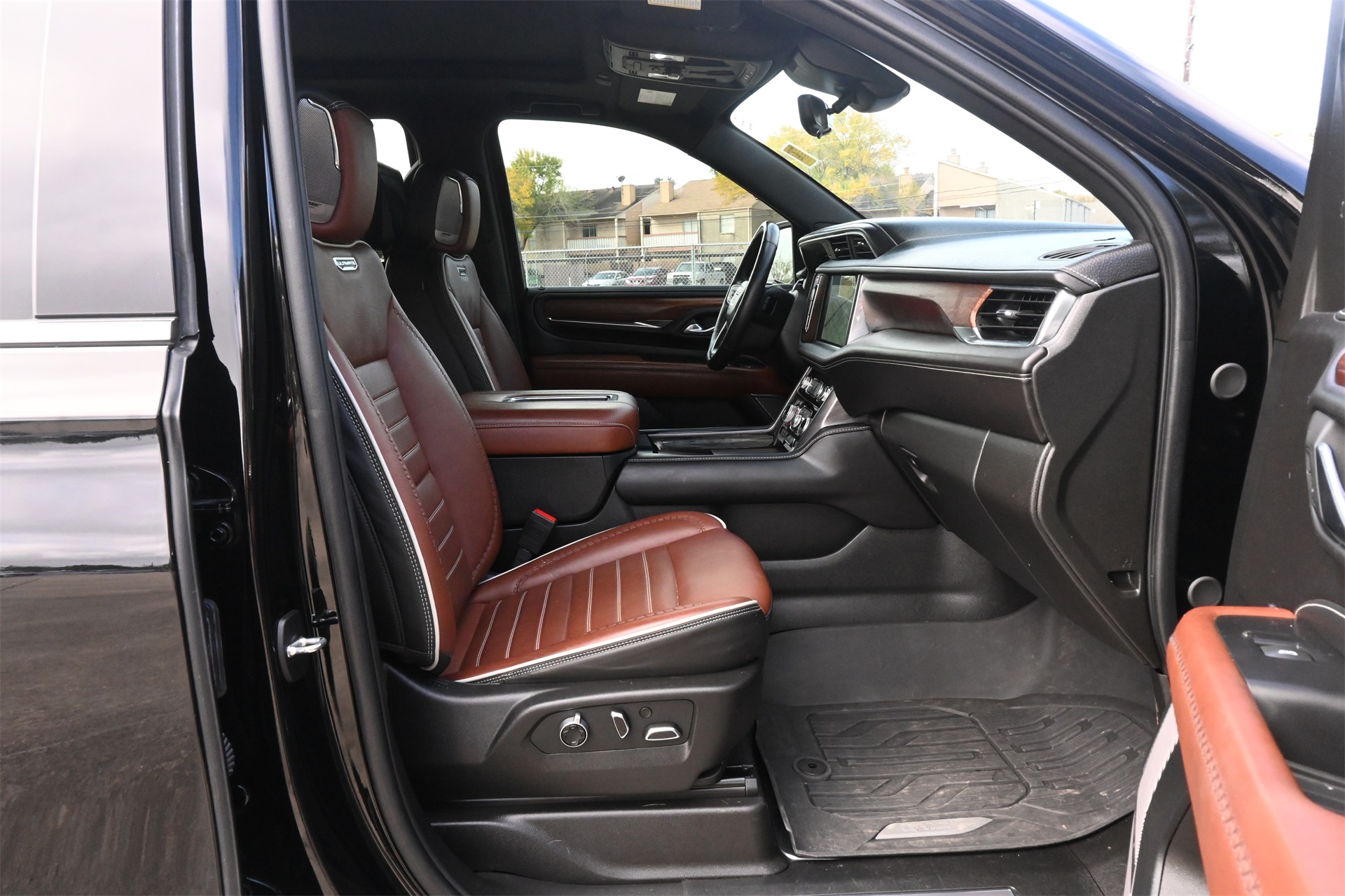 2024 GMC Yukon Denali Ultimate Black at Traditions Chevrolet